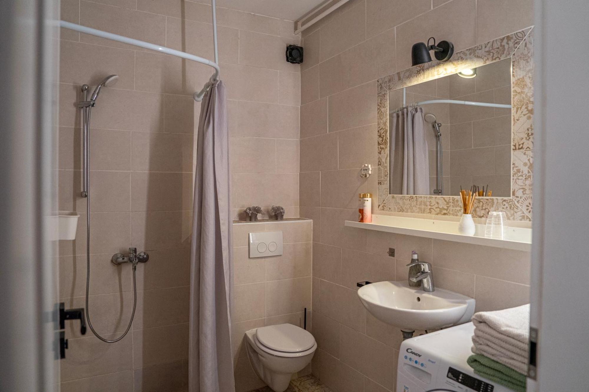 Apartman Frida Загреб Екстер'єр фото